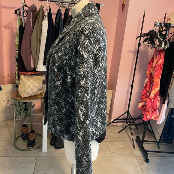 Dress Barn Women’s Tweed Blue Button Up Blazer - Picture 5 of 10